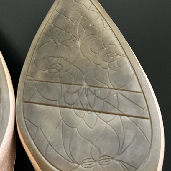 Abella True Comfort Stella Nude Pumps Size 9.5 Women’s - Picture 9 of 16